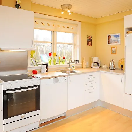 Holiday V Holiday home